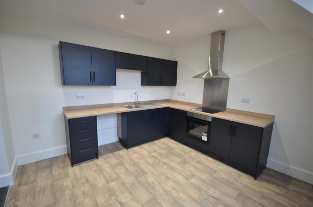 2 bed Apartment for rent in Goole. From Screetons - Thorne