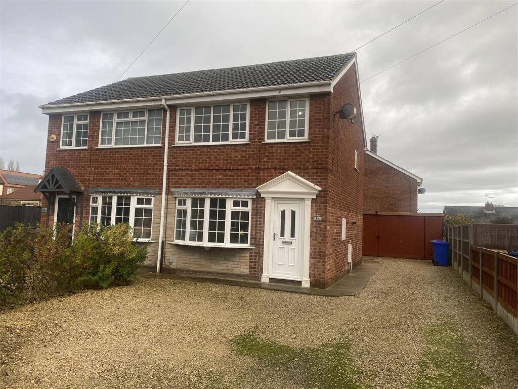 3 bed Semi Detached for rent in Goole. From Screetons - Thorne
