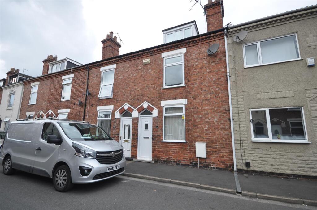 3 bed Mid Terraced House for rent in Goole. From Screetons - Thorne 3 bed Mid Terraced House for rent in Goole. From Screetons - Thorne