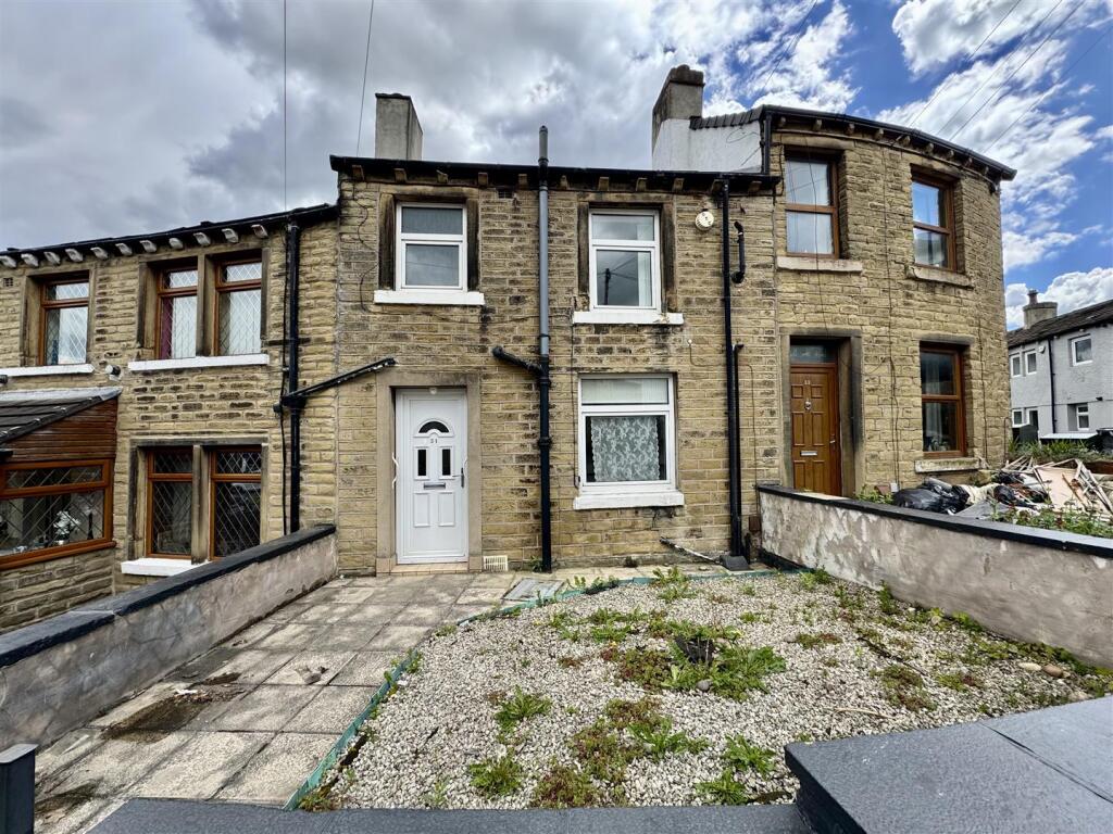 2 bed Mid Terraced House for rent in Huddersfield. From Paisley Properties - Almondbury