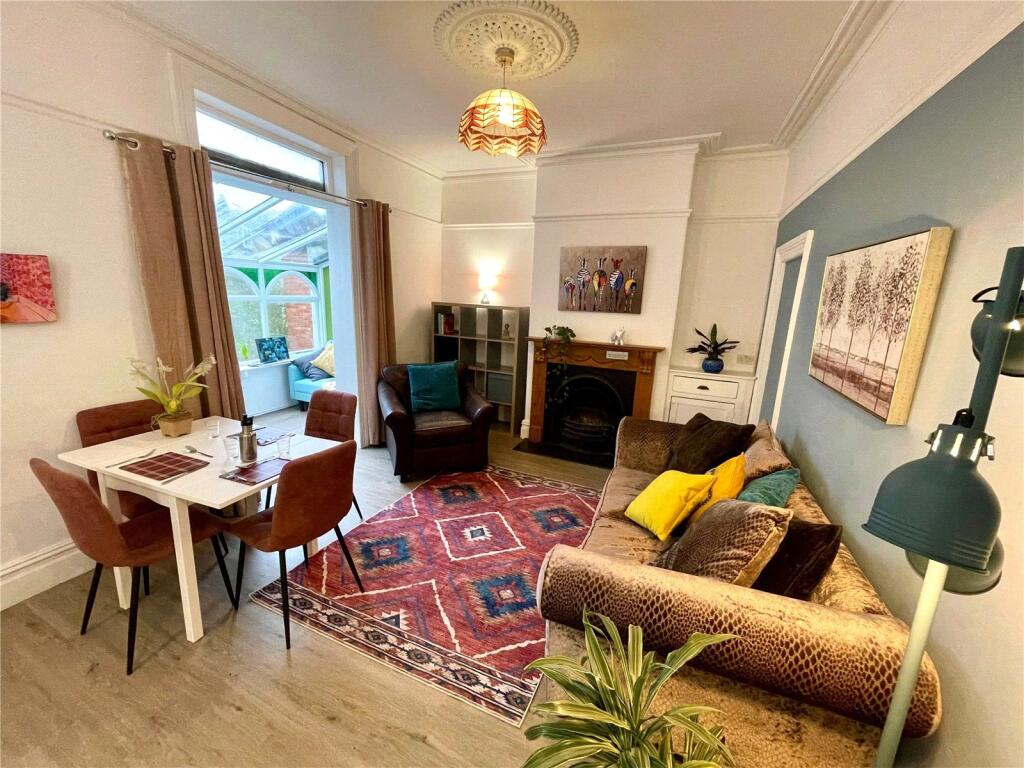 1 bed Detached for rent in Bristol. From Digs - Bristol