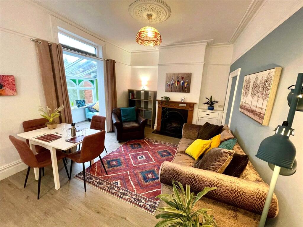 2 bed Detached for rent in Bristol. From Digs - Bristol 2 bed Detached for rent in Bristol. From Digs - Bristol