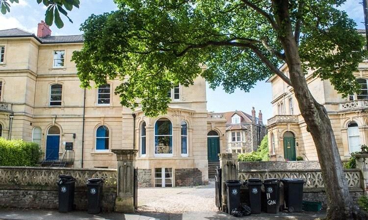 5 bed Apartment for rent in Bristol. From Digs - Bristol