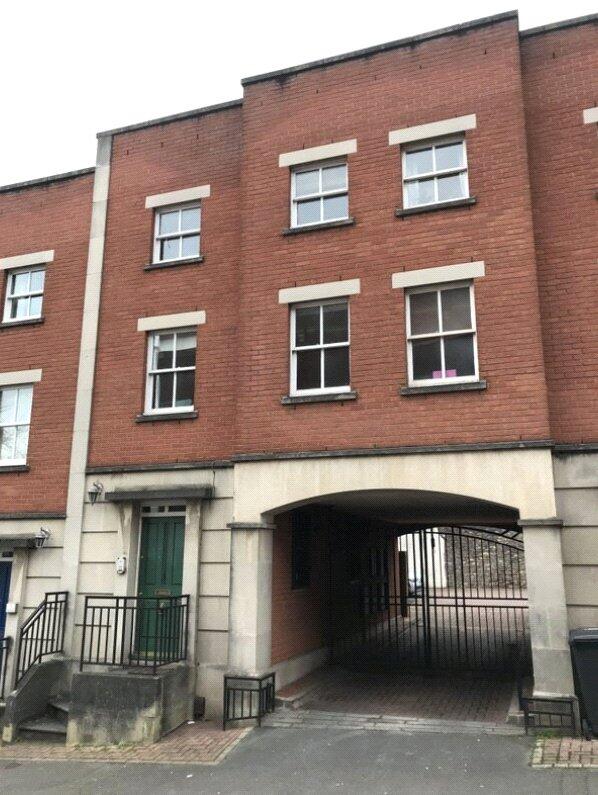 5 bed Detached for rent in Bristol. From Digs - Bristol