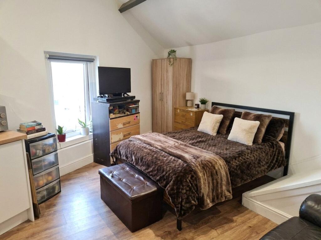 0 bed Studio for rent in Bristol. From Digs - Bristol