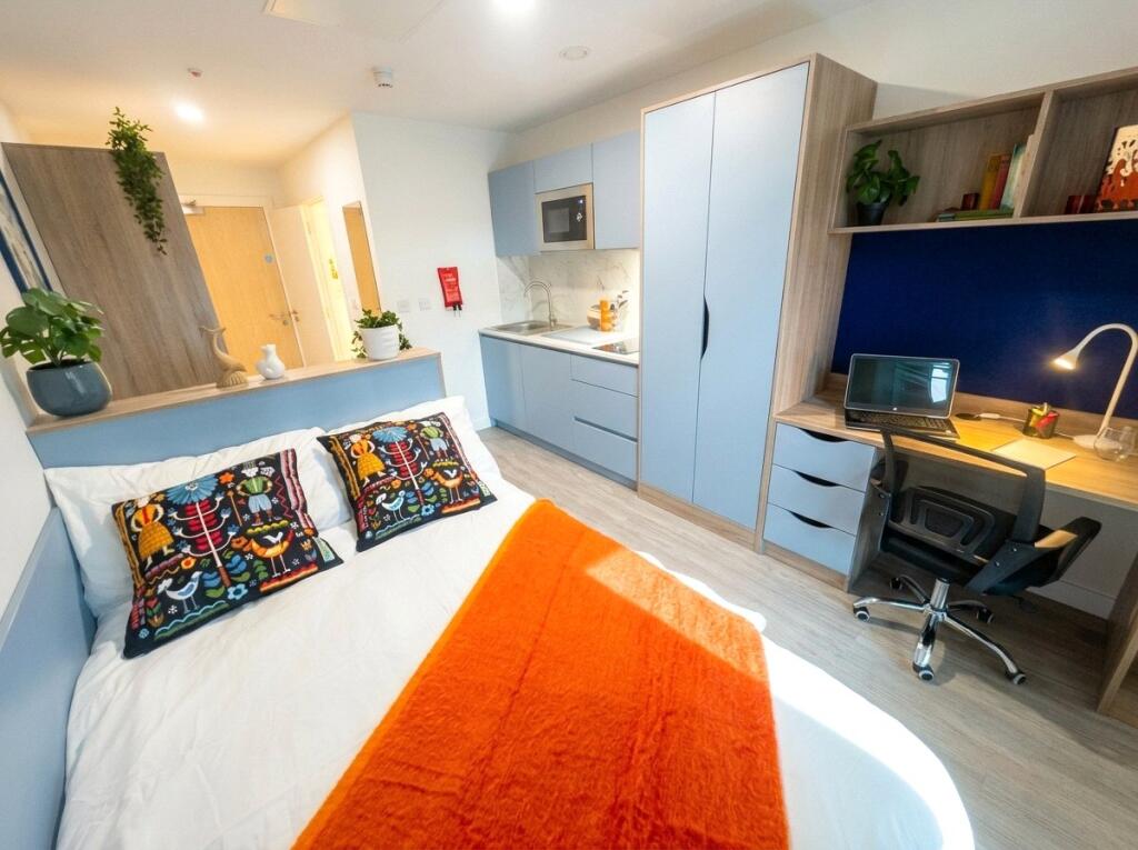 0 bed Studio for rent in Bristol. From Digs - Bristol