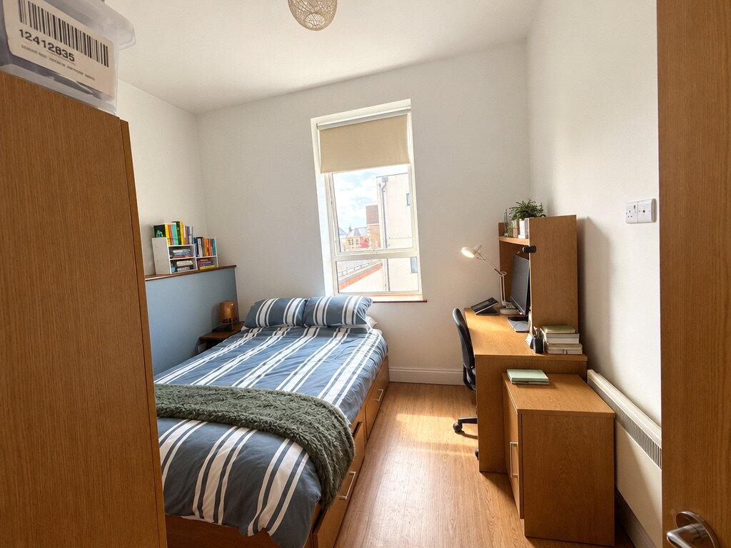 1 bed Apartment for rent in Bristol. From Digs - Bristol