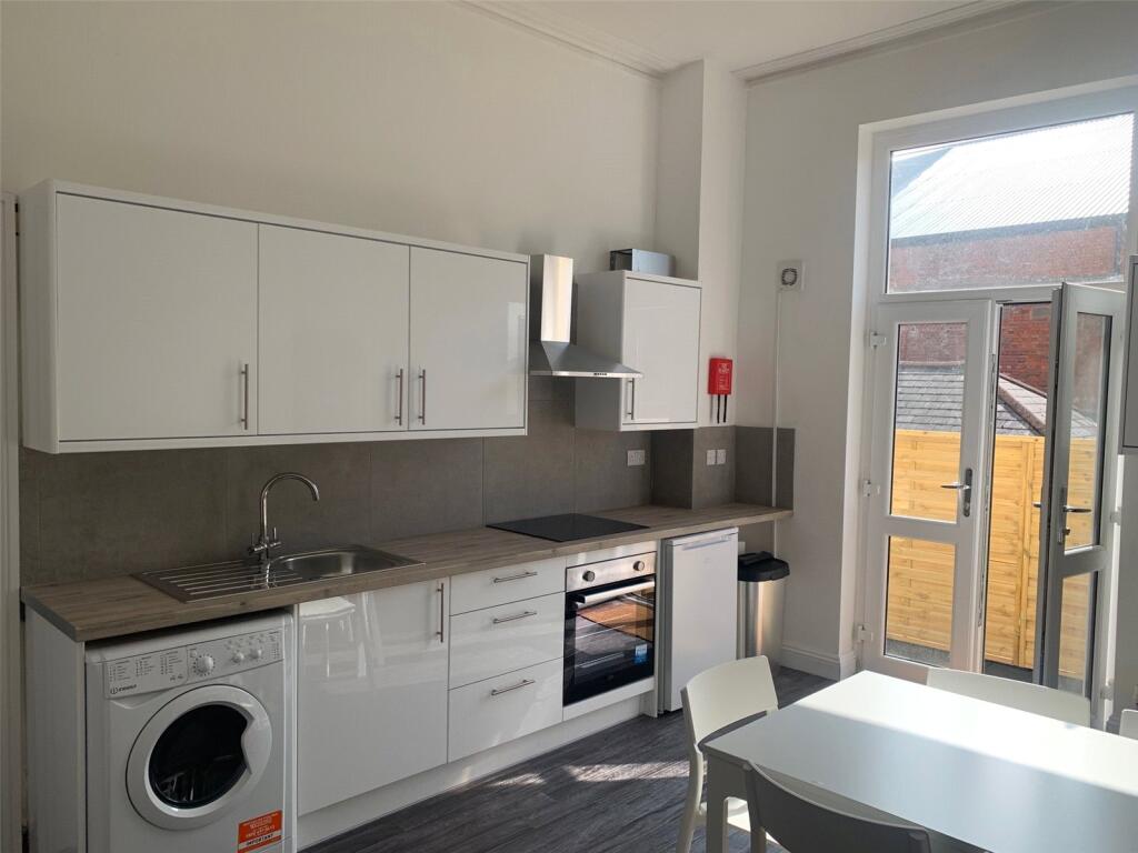 5 bed Apartment for rent in Bristol. From Digs - Bristol