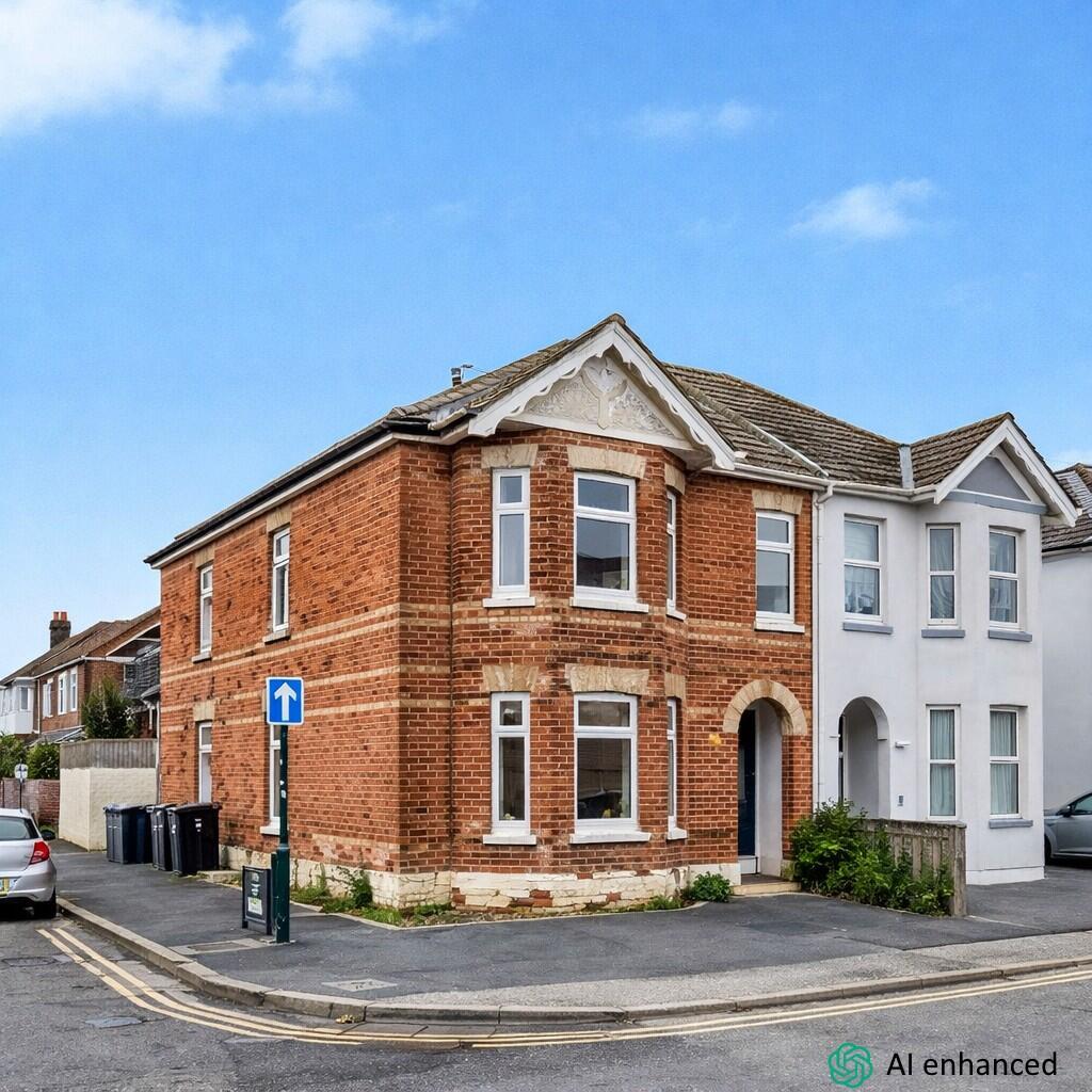 5 bed Semi Detached for rent in Bournemouth. From Homes & Steeple - Bournemouth
