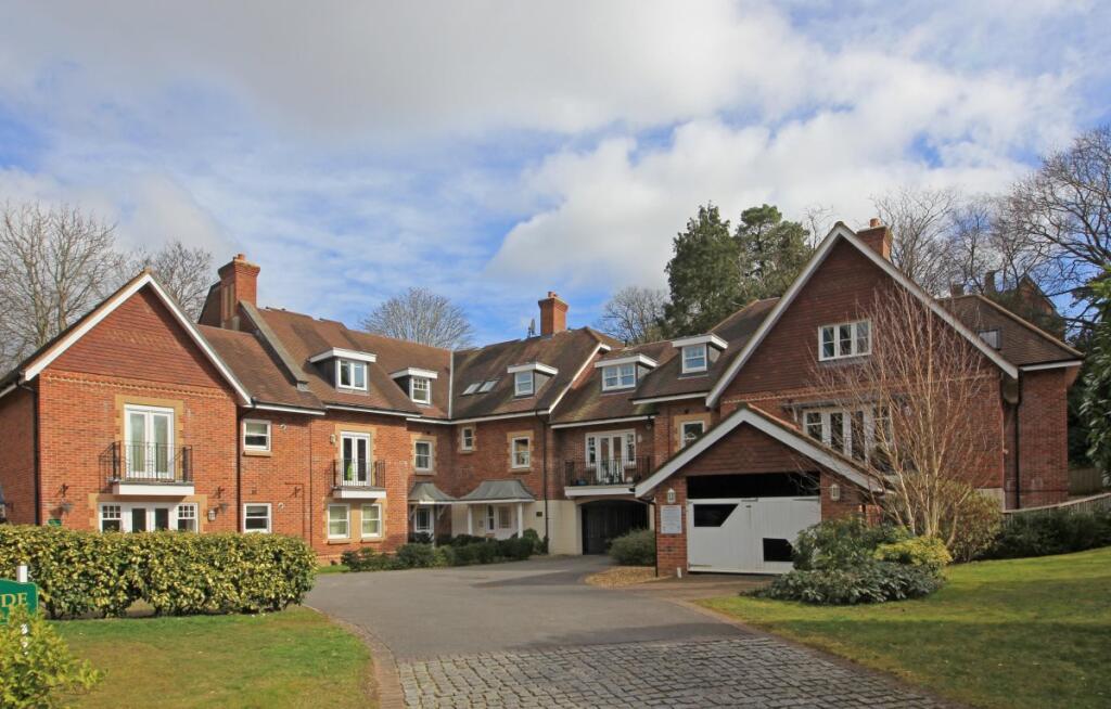 2 bed 1st Floor Flat for rent in Bournemouth. From Homes & Steeple - Bournemouth