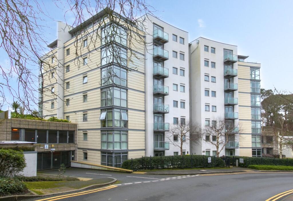 2 bed Apartment for rent in Bournemouth. From Homes & Steeple - Bournemouth