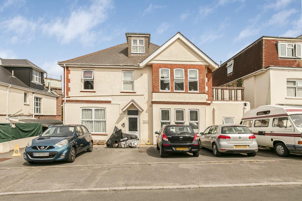 2 bed 1st Floor Flat for rent in Bournemouth. From Homes & Steeple - Bournemouth