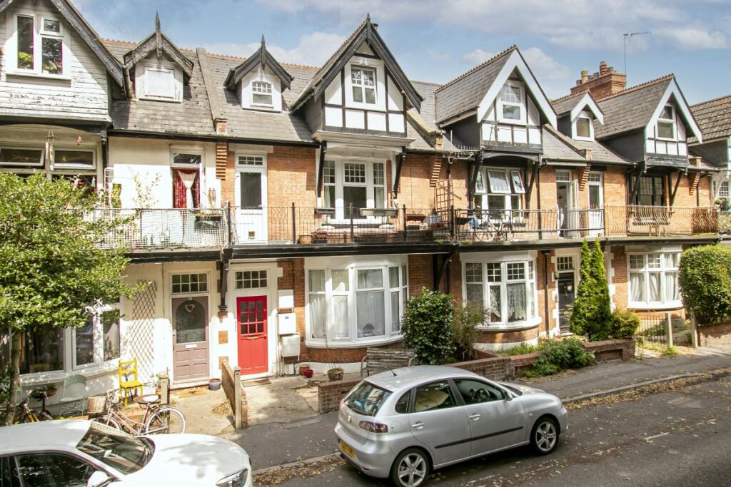 2 bed 1st Floor Flat for rent in Bournemouth. From Homes & Steeple - Bournemouth