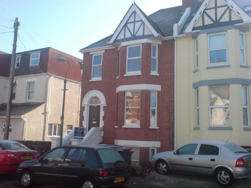 3 bed 1st Floor Flat for rent in Bournemouth. From Homes & Steeple - Bournemouth