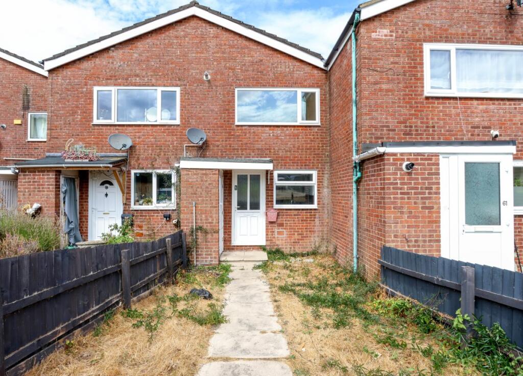 2 bed Mid Terraced House for rent in Trickett's Cross. From Homes & Steeple - Bournemouth