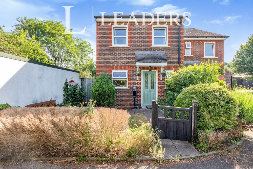 4 bed Semi-Detached House for rent in Reigate. From Leaders - Reigate