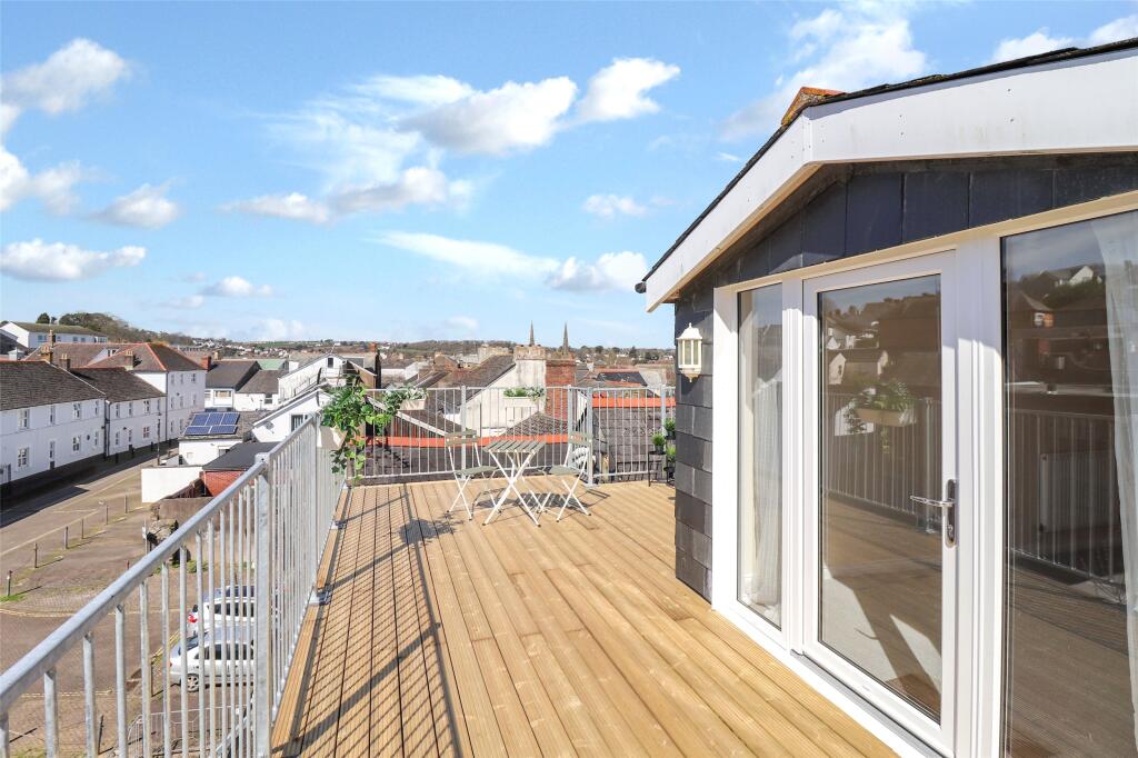 2 bed Apartment for rent in Bideford. From Webbers Property Services - Bideford 2 bed Apartment for rent in Bideford. From Webbers Property Services - Bideford