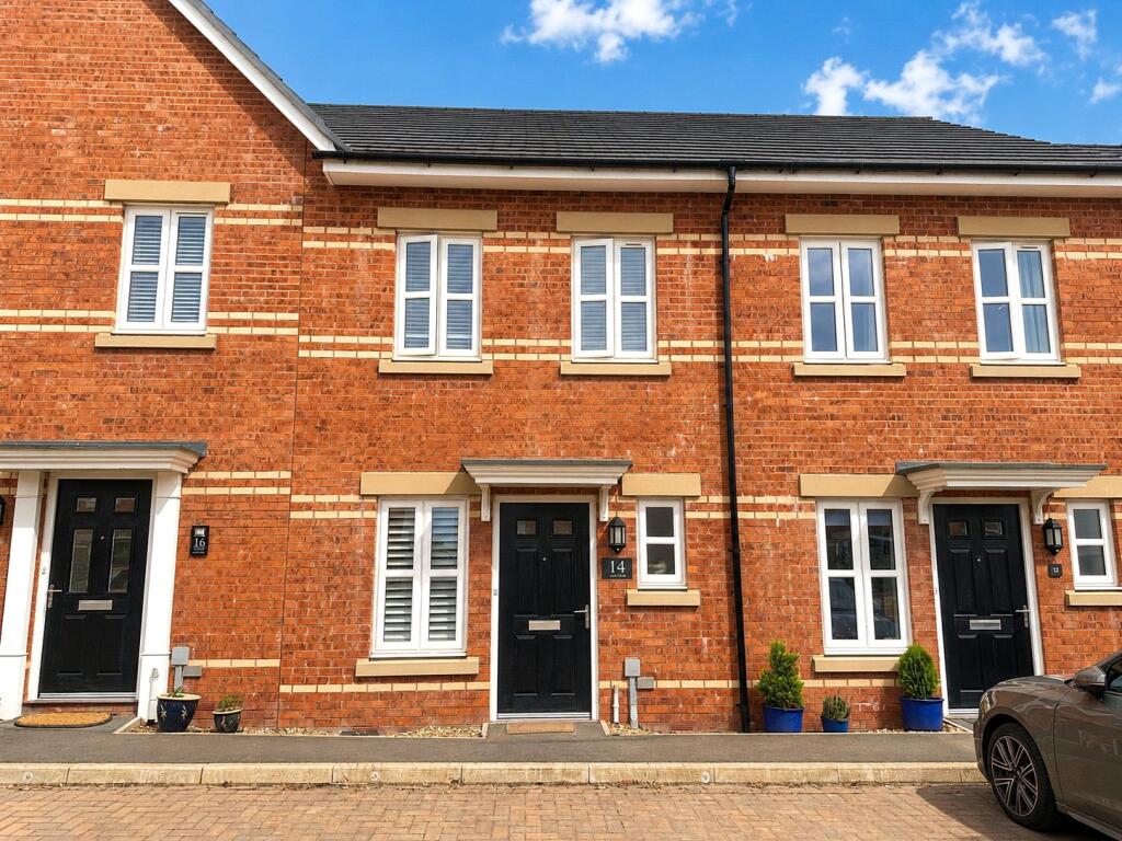 2 bed Mid Terraced House for rent in Bideford. From Webbers Property Services - Bideford 2 bed Mid Terraced House for rent in Bideford. From Webbers Property Services - Bideford