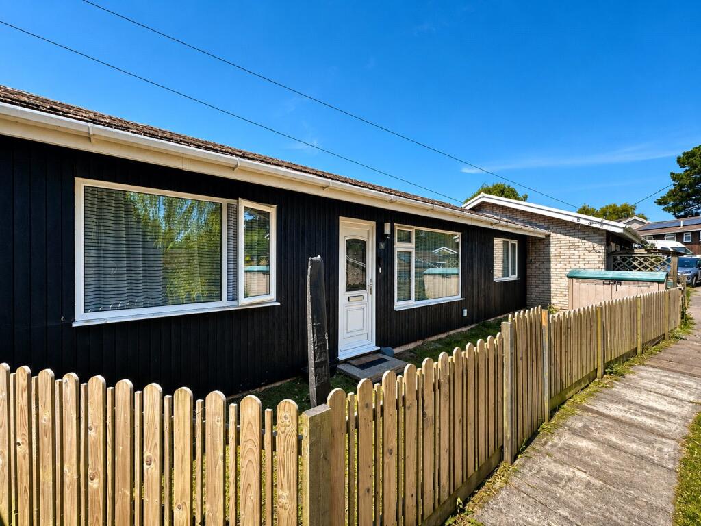 3 bed Bungalow for rent in Northam. From Webbers Property Services - Bideford