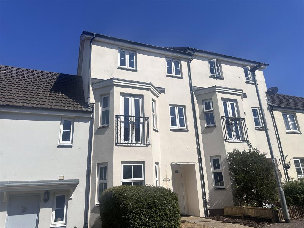 4 bed Mid Terraced House for rent in Bideford. From Webbers Property Services - Bideford 4 bed Mid Terraced House for rent in Bideford. From Webbers Property Services - Bideford