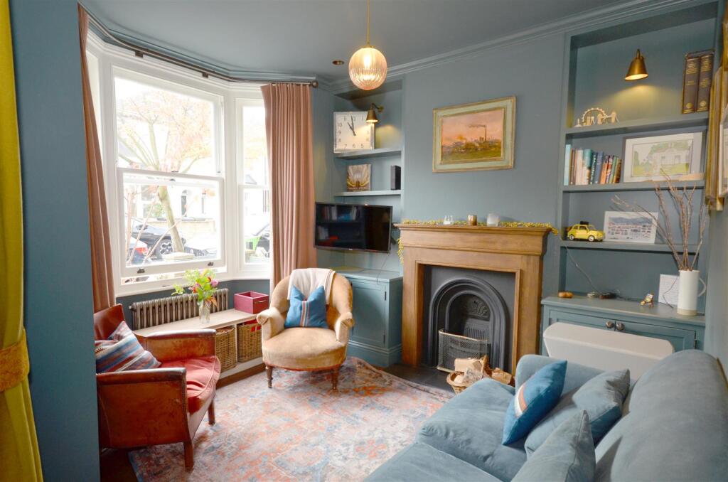 2 bed End of Terrace for rent in London. From Prickett & Ellis - Crouch End 2 bed End of Terrace for rent in London. From Prickett & Ellis - Crouch End