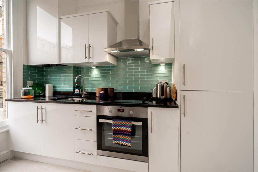 1 bed 1st Floor Flat for rent in Camden Town. From Alexanders Property Consultants - West Hampstead