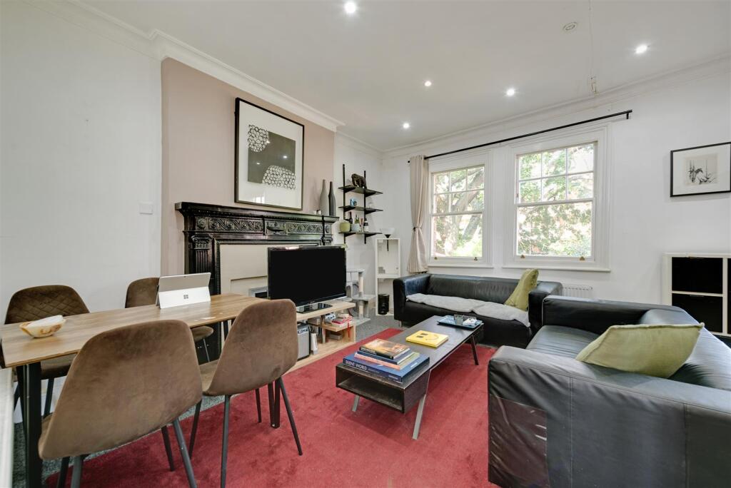 3 bed 1st Floor Flat for rent in London. From Alexanders Property Consultants - West Hampstead