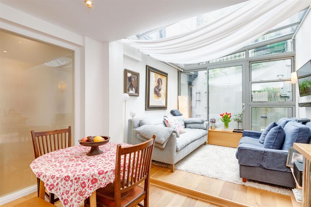 3 bed 1st Floor Flat for rent in London. From Alexanders Property Consultants - West Hampstead