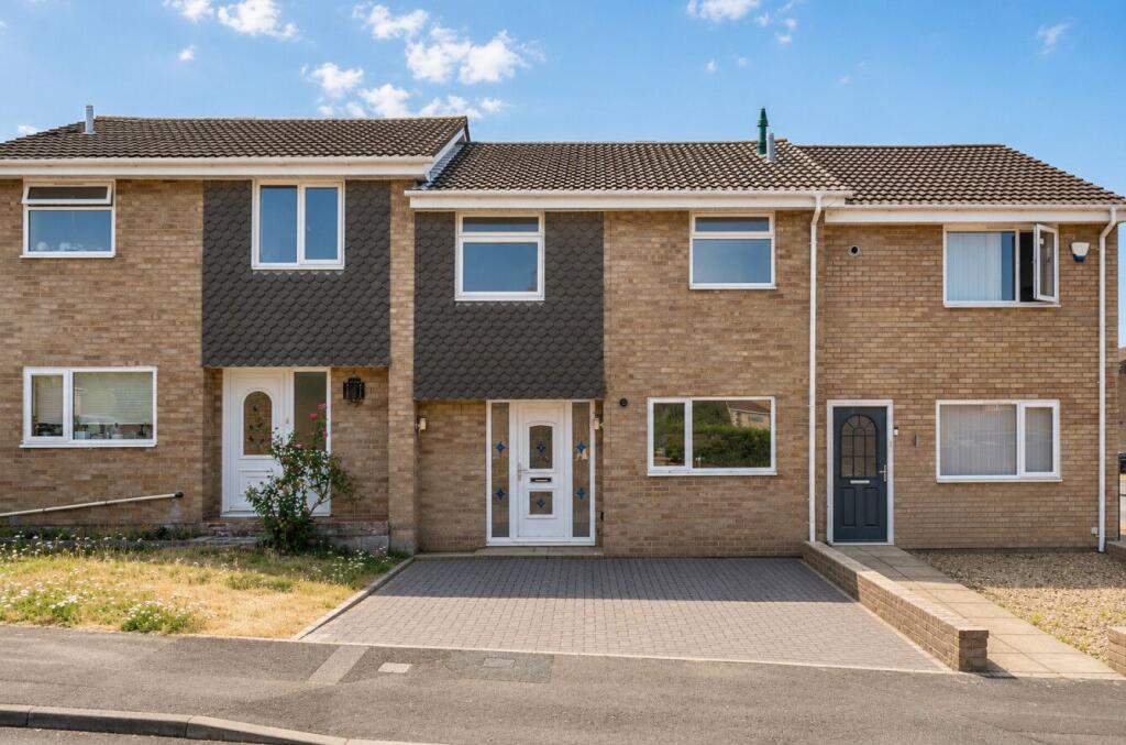 3 bed Mid Terraced House for rent in Trowbridge. From Paxtons Estate Agents - Trowbridge