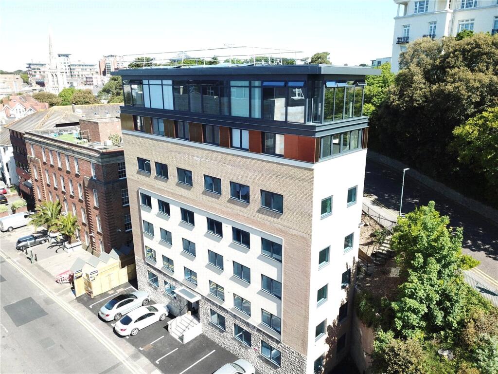 2 bed Apartment for rent in Bournemouth. From Winkworth - Westbourne