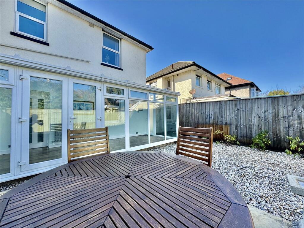 2 bed Apartment for rent in Bournemouth. From Winkworth - Westbourne