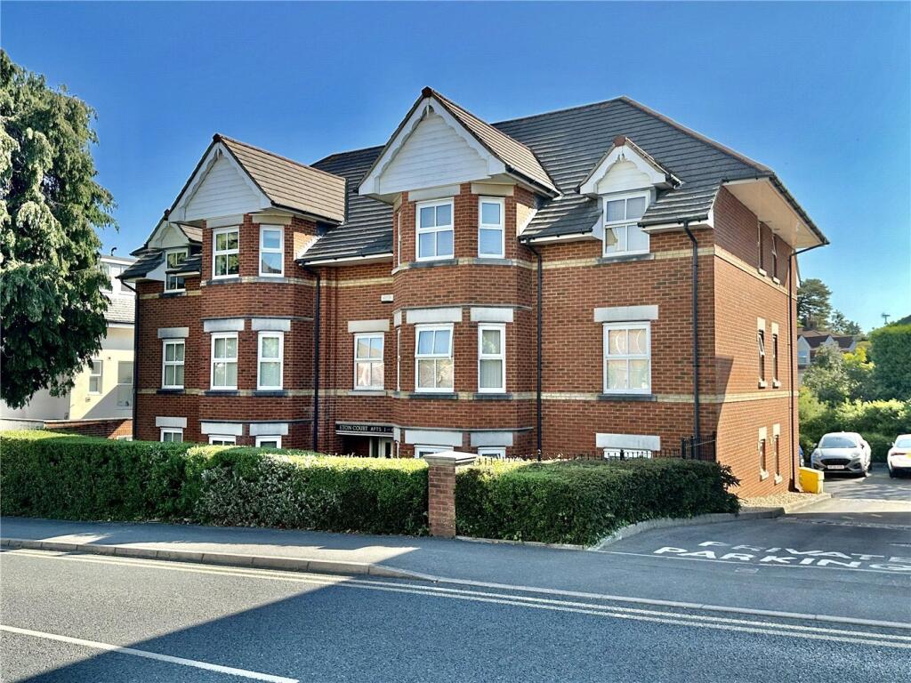 2 bed Apartment for rent in Bournemouth. From Winkworth - Westbourne