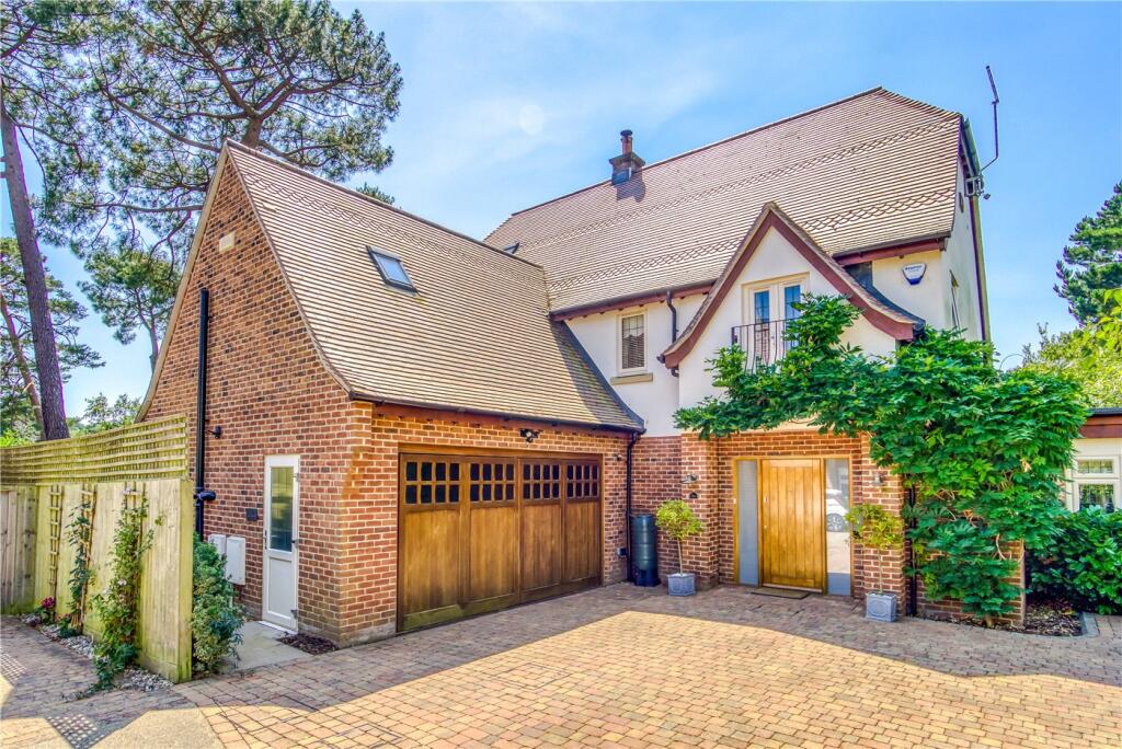 4 bed Detached for rent in Poole. From Winkworth - Westbourne