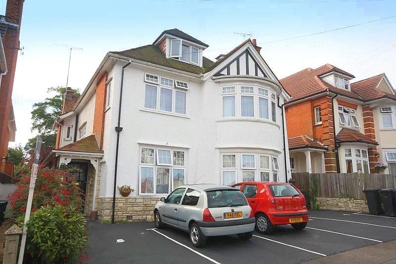 2 bed Apartment for rent in Bournemouth. From Winkworth - Westbourne