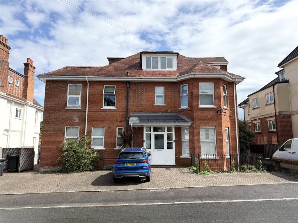 2 bed Apartment for rent in Bournemouth. From Winkworth - Westbourne