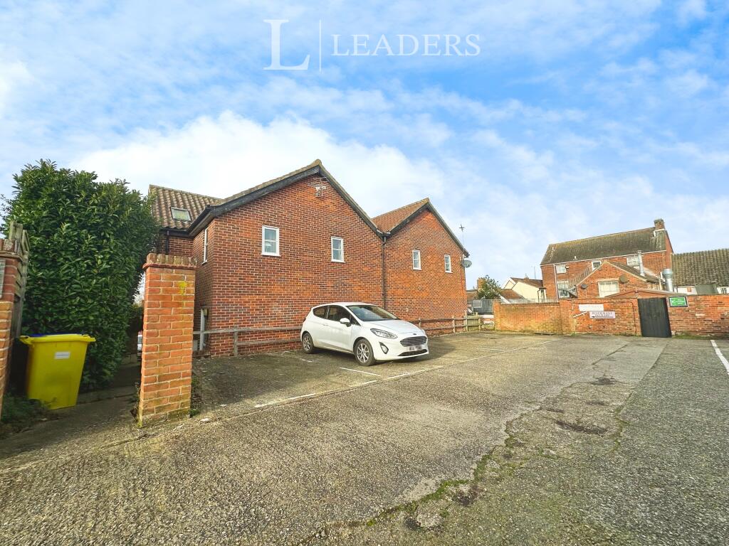 1 bed 1st Floor Flat for rent in Wymondham. From Leaders Lettings - Norwich 1 bed 1st Floor Flat for rent in Wymondham. From Leaders Lettings - Norwich