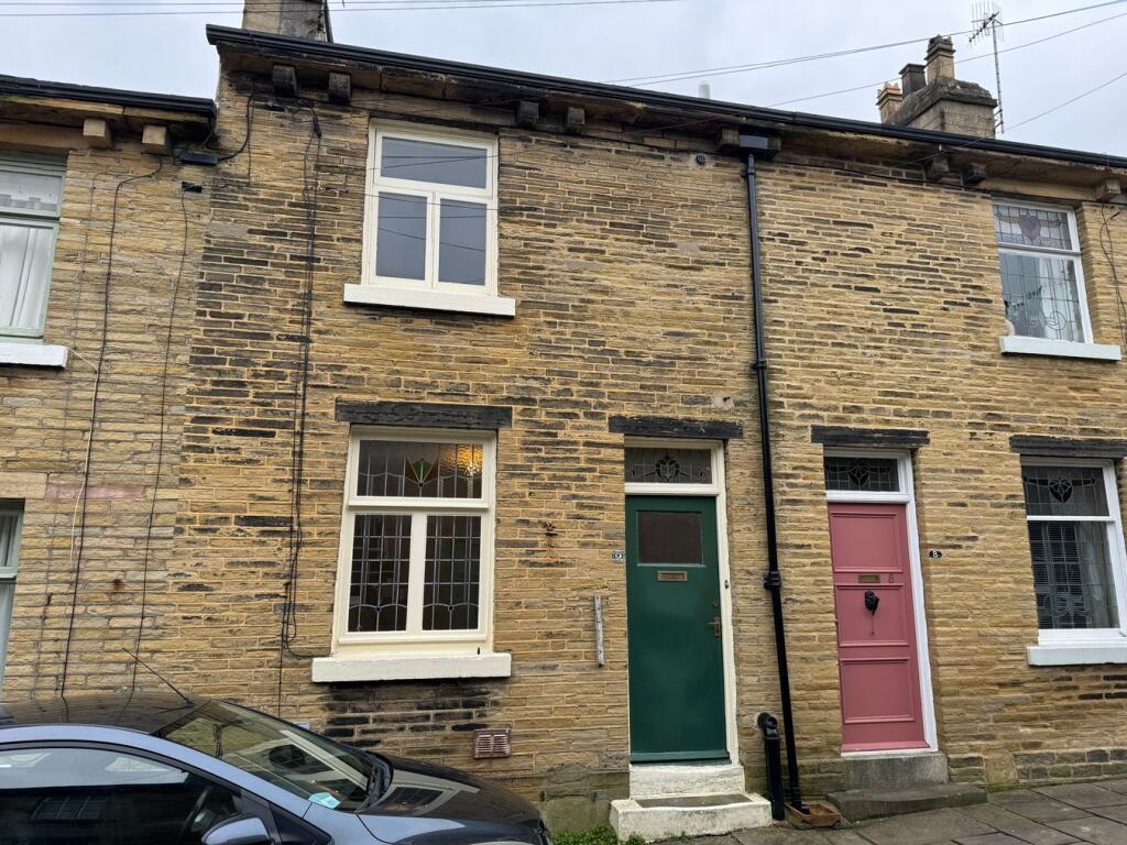 2 bed Mid Terraced House for rent in Shipley. From Cotson Reddish & Partner - SHIPLEY 2 bed Mid Terraced House for rent in Shipley. From Cotson Reddish & Partner - SHIPLEY