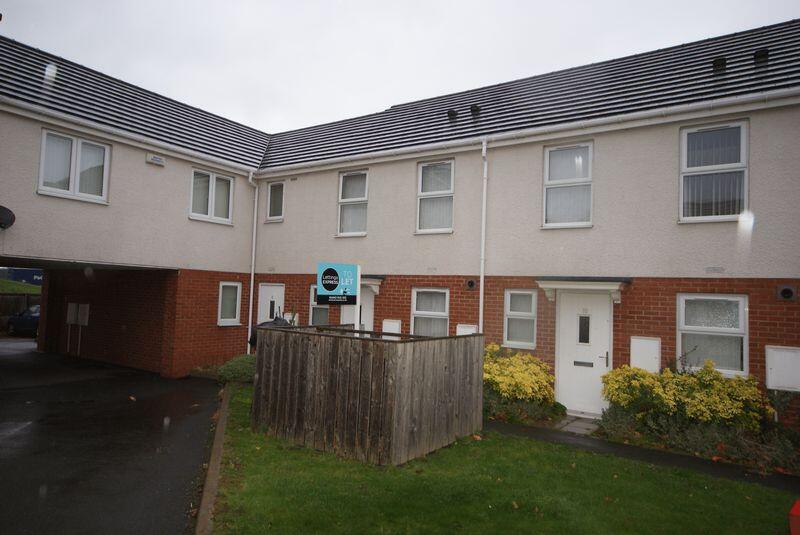 2 bed Mid Terraced House for rent in Middlesbrough. From Lettings Express - Normanby