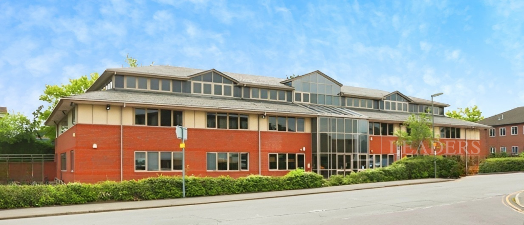 1 bed 1st Floor Flat for rent in Leatherhead. From Leaders Lettings - Leatherhead 1 bed 1st Floor Flat for rent in Leatherhead. From Leaders Lettings - Leatherhead