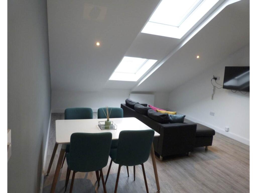 4 bed Apartment for rent in Ormskirk. From Ormskirk Lettings - Ormskirk 4 bed Apartment for rent in Ormskirk. From Ormskirk Lettings - Ormskirk