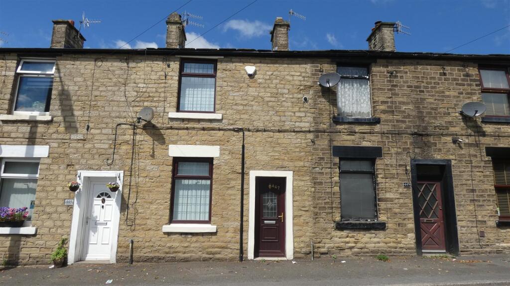 2 bed Mid Terraced House for rent in Stalybridge. From W C Dawson & Son Ltd - Stalybridge 2 bed Mid Terraced House for rent in Stalybridge. From W C Dawson & Son Ltd - Stalybridge