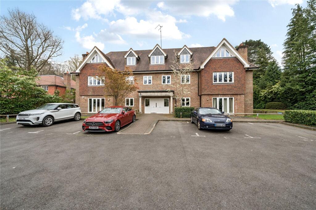 2 bed Apartment for rent in Sunningdale. From Breckenridge Lettings Ltd - Sunningdale