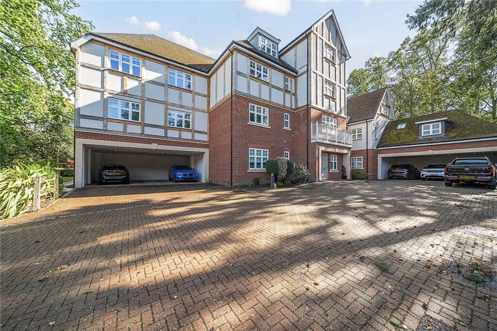 2 bed Apartment for rent in Sunningdale. From Breckenridge Lettings Ltd - Sunningdale