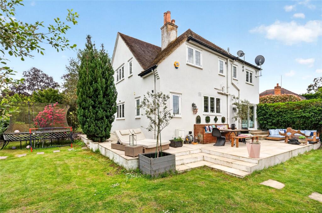 4 bed Semi Detached for rent in Sunningdale. From Breckenridge Lettings Ltd - Sunningdale 4 bed Semi Detached for rent in Sunningdale. From Breckenridge Lettings Ltd - Sunningdale