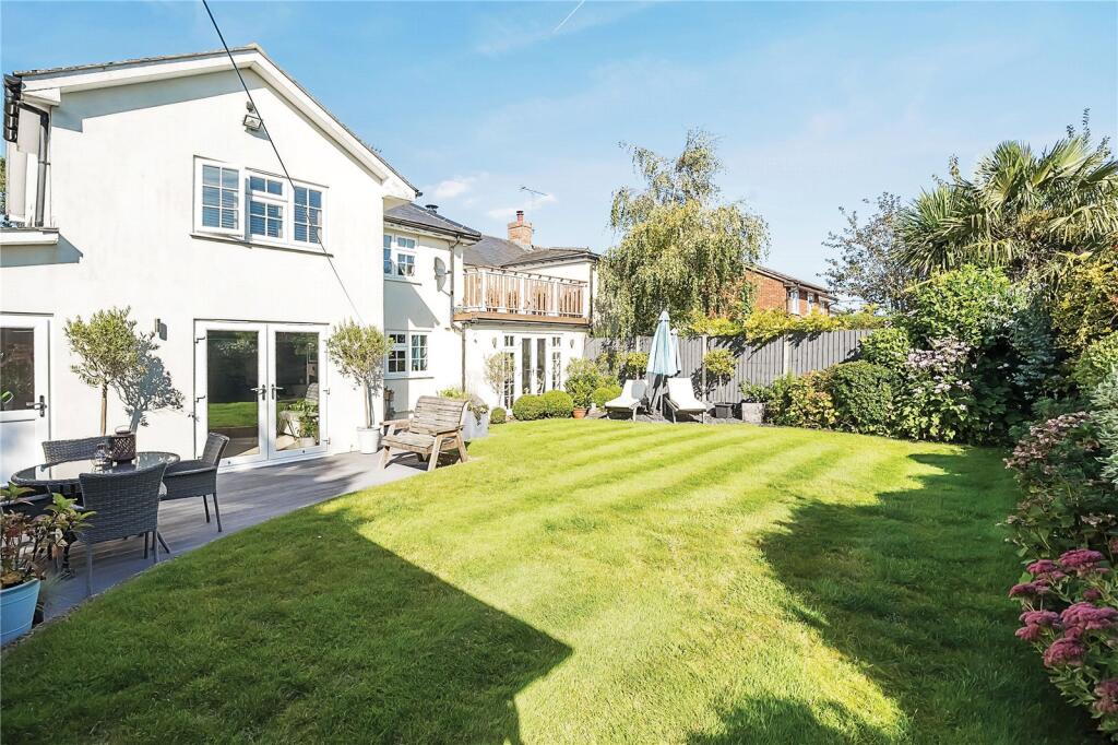 4 bed Semi Detached for rent in Newell Green. From Breckenridge Lettings Ltd - Sunningdale