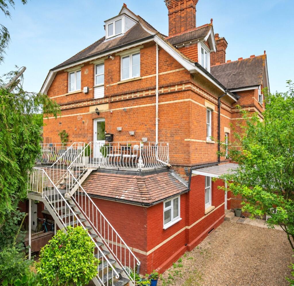 4 bed Apartment for rent in Ascot. From Breckenridge Lettings Ltd - Sunningdale 4 bed Apartment for rent in Ascot. From Breckenridge Lettings Ltd - Sunningdale