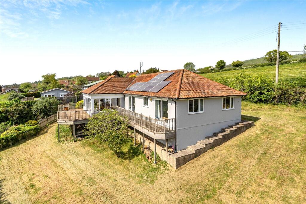 4 bed Bungalow for rent in Easton. From Greenslade Taylor Hunt - Wells 4 bed Bungalow for rent in Easton. From Greenslade Taylor Hunt - Wells