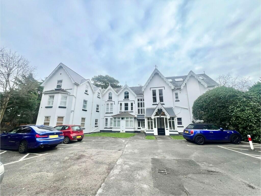 3 bed Apartment for rent in Bournemouth. From Avenue Estates