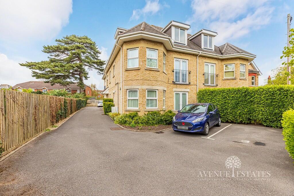 2 bed Flat for rent in Bournemouth. From Avenue Estates