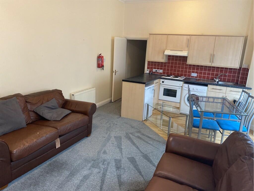 2 bed 1st Floor Flat for rent in Bournemouth. From Avenue Estates - Bournemouth 2 bed 1st Floor Flat for rent in Bournemouth. From Avenue Estates - Bournemouth